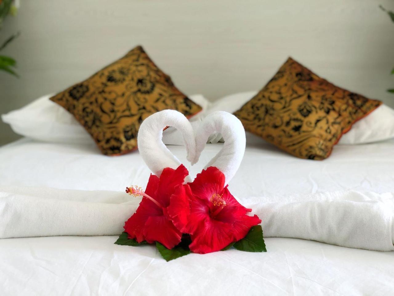 Central Bay Motel Порт-Вила Экстерьер фото